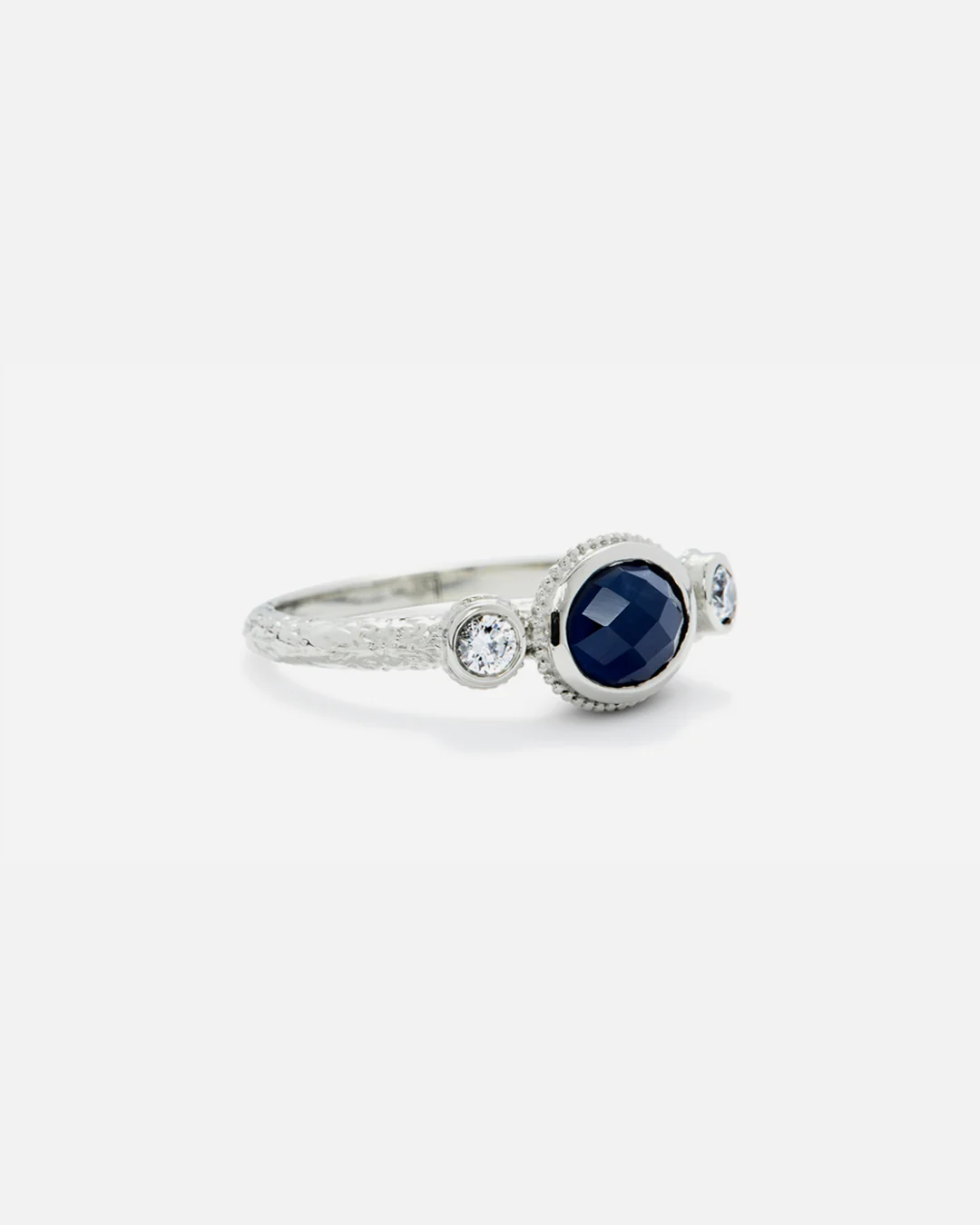 Alex Ring / Sapphire + Diamonds - Image 3