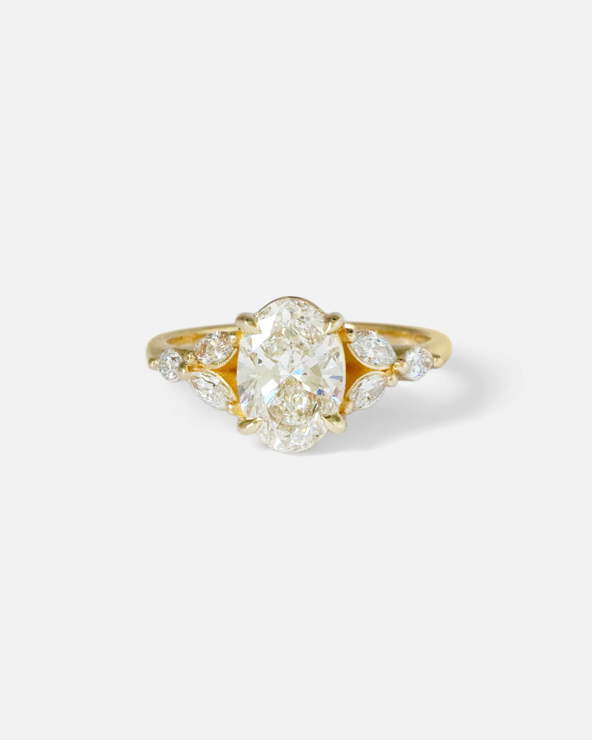 Aster Ring / Oval & Marquise Lab Diamond