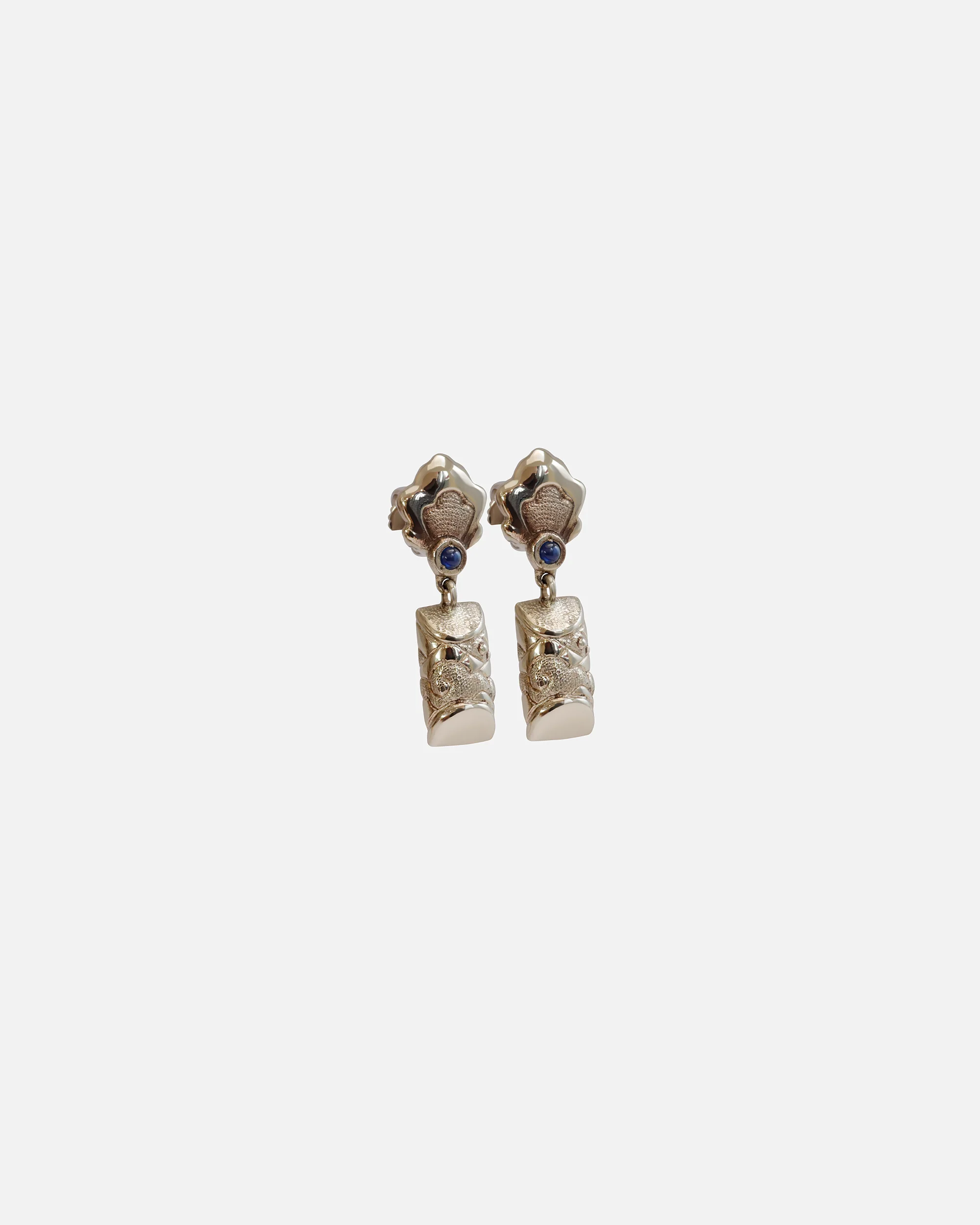CloudBeam + Mugoonghwa / Stud Earrings - Image 2