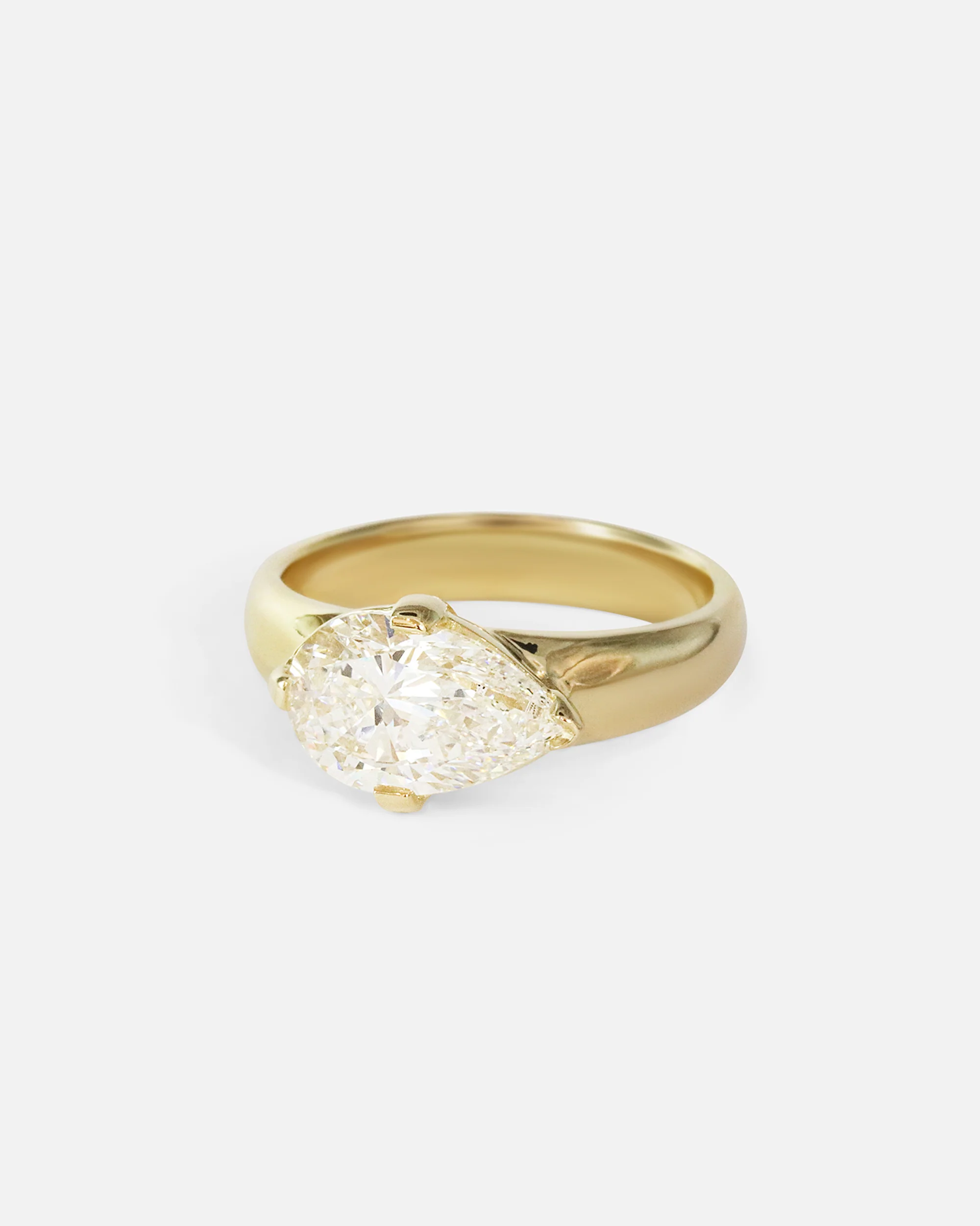 Comet / Pear Diamond Ring - Image 3