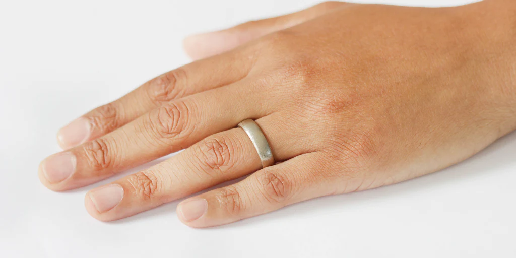 Dome Band / 6mm in White Gold - Image 5