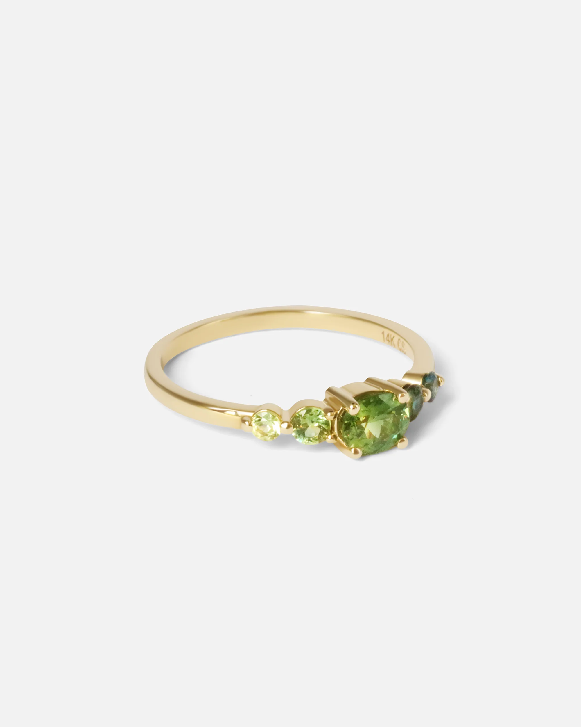 Edie / Oval Sapphire Ring - Image 2