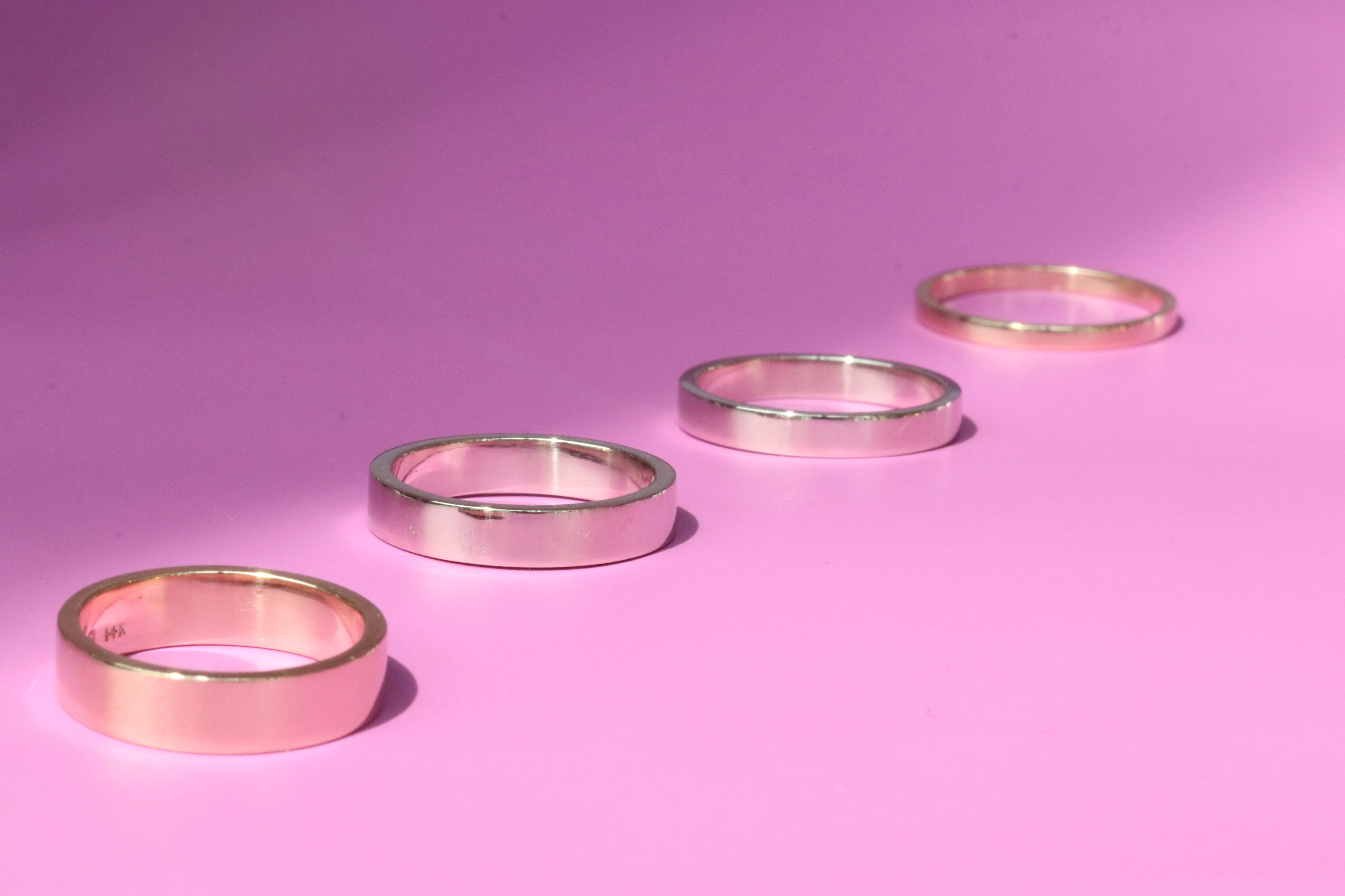 Flat Band / 4.5mm in Platinum - Image 3