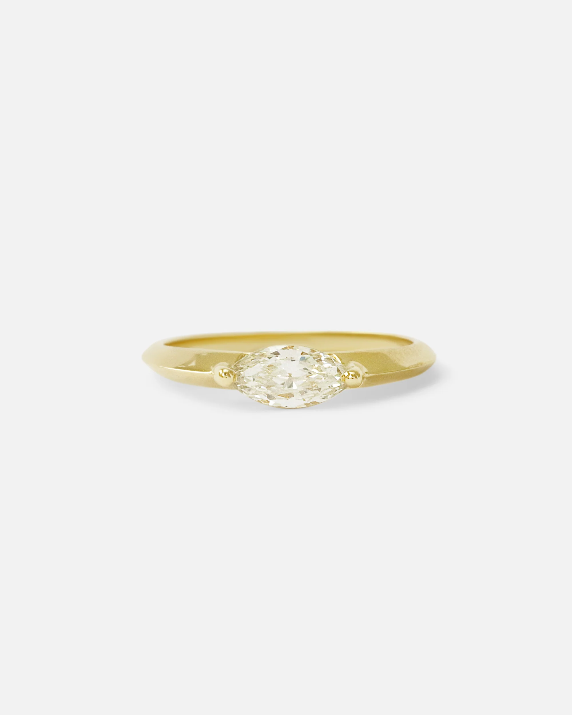 Florence / White Diamond Ring