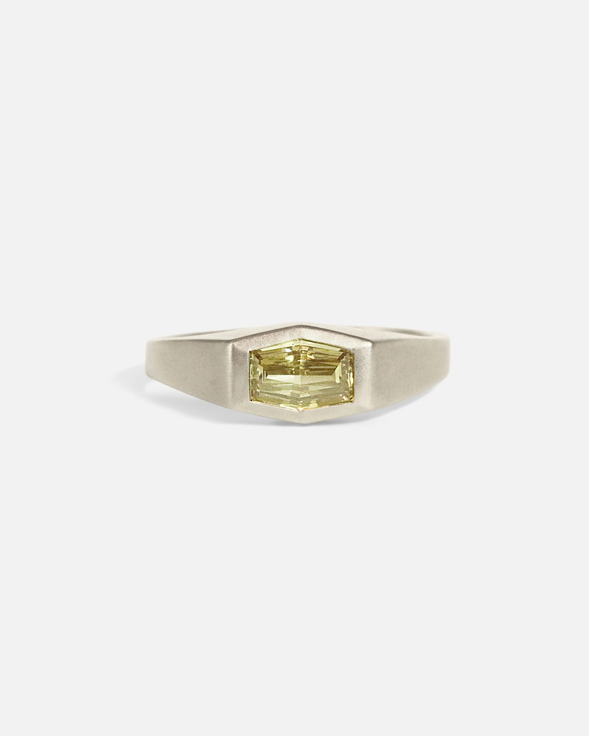 Joe / Orange Brown Step Cut Diamond Ring