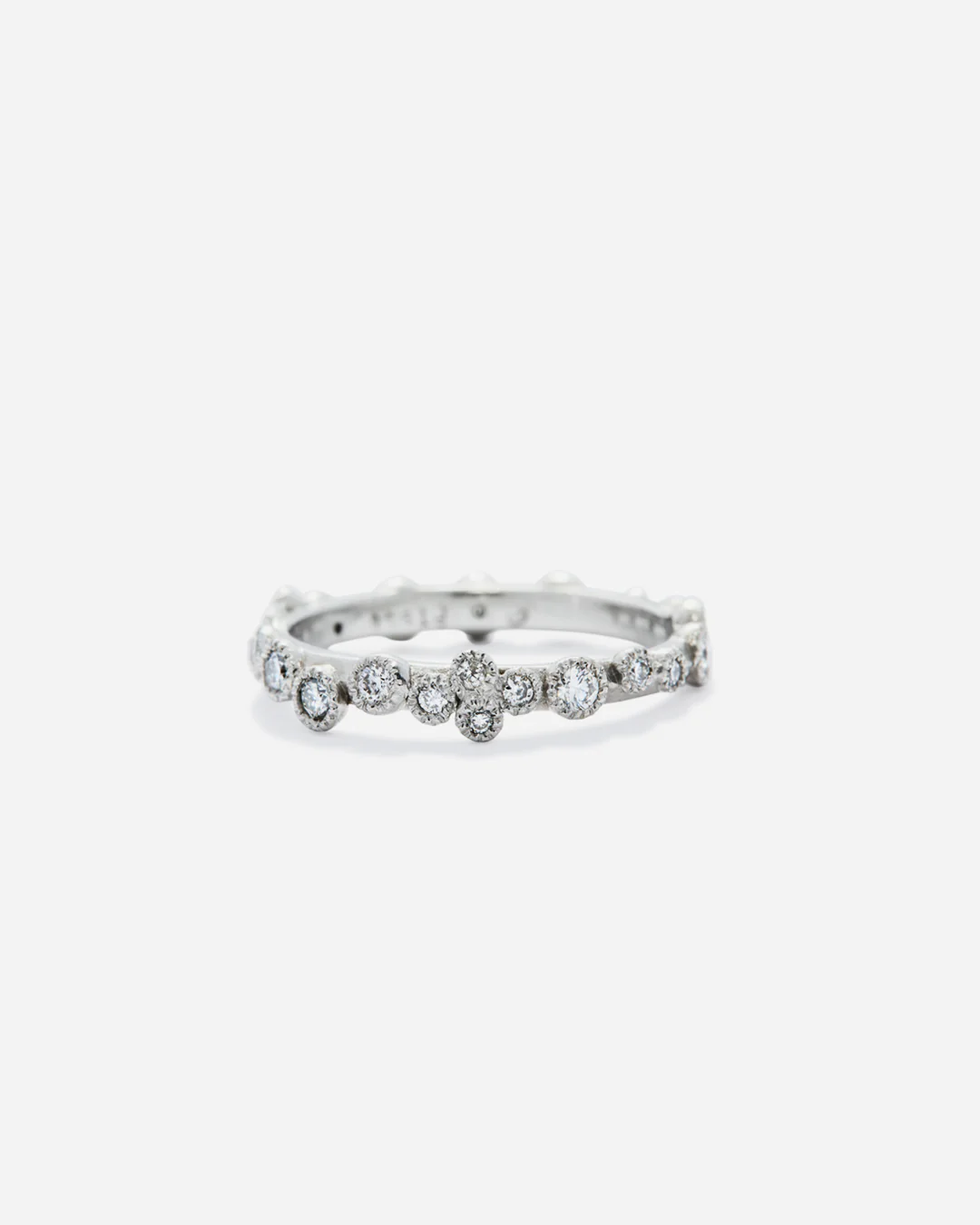 Melee 30 / White Diamond Ring - Image 3