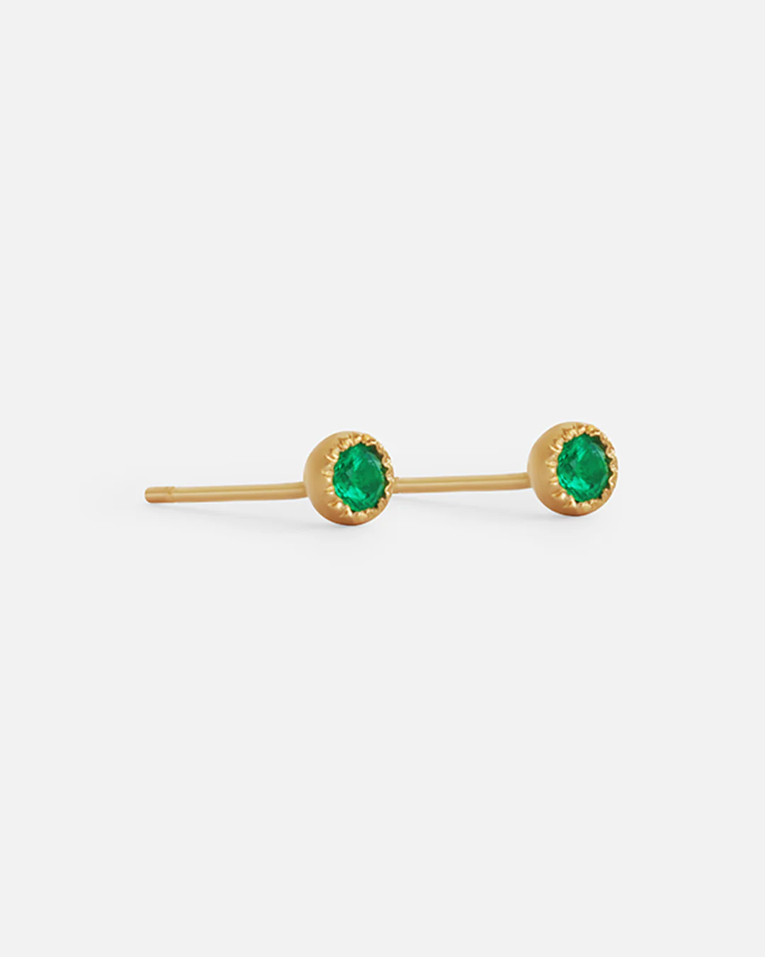 Melee Ball / Emerald Studs - Image 3