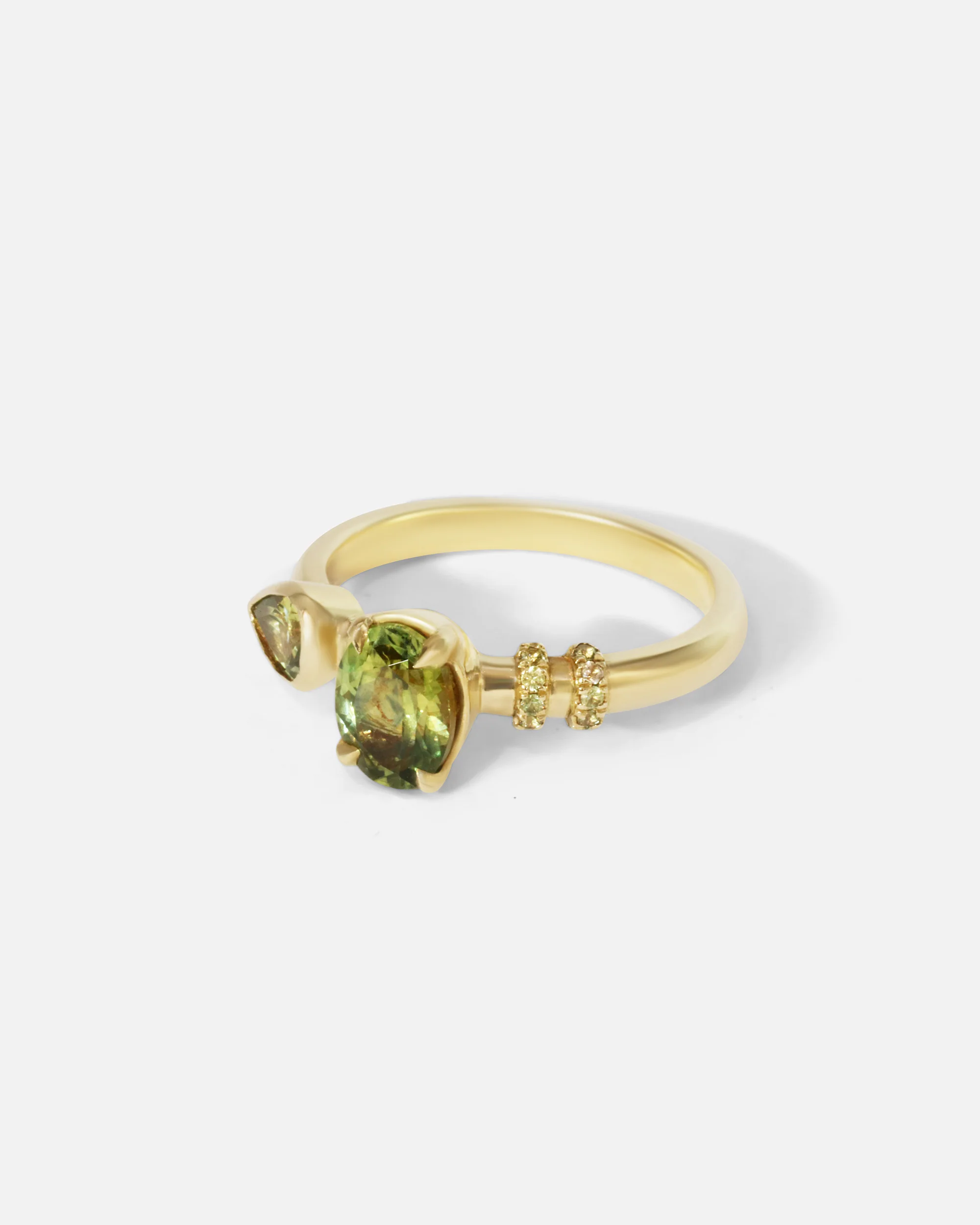 Monoceros Nebula Green Pear Sapphire Ring - Image 3