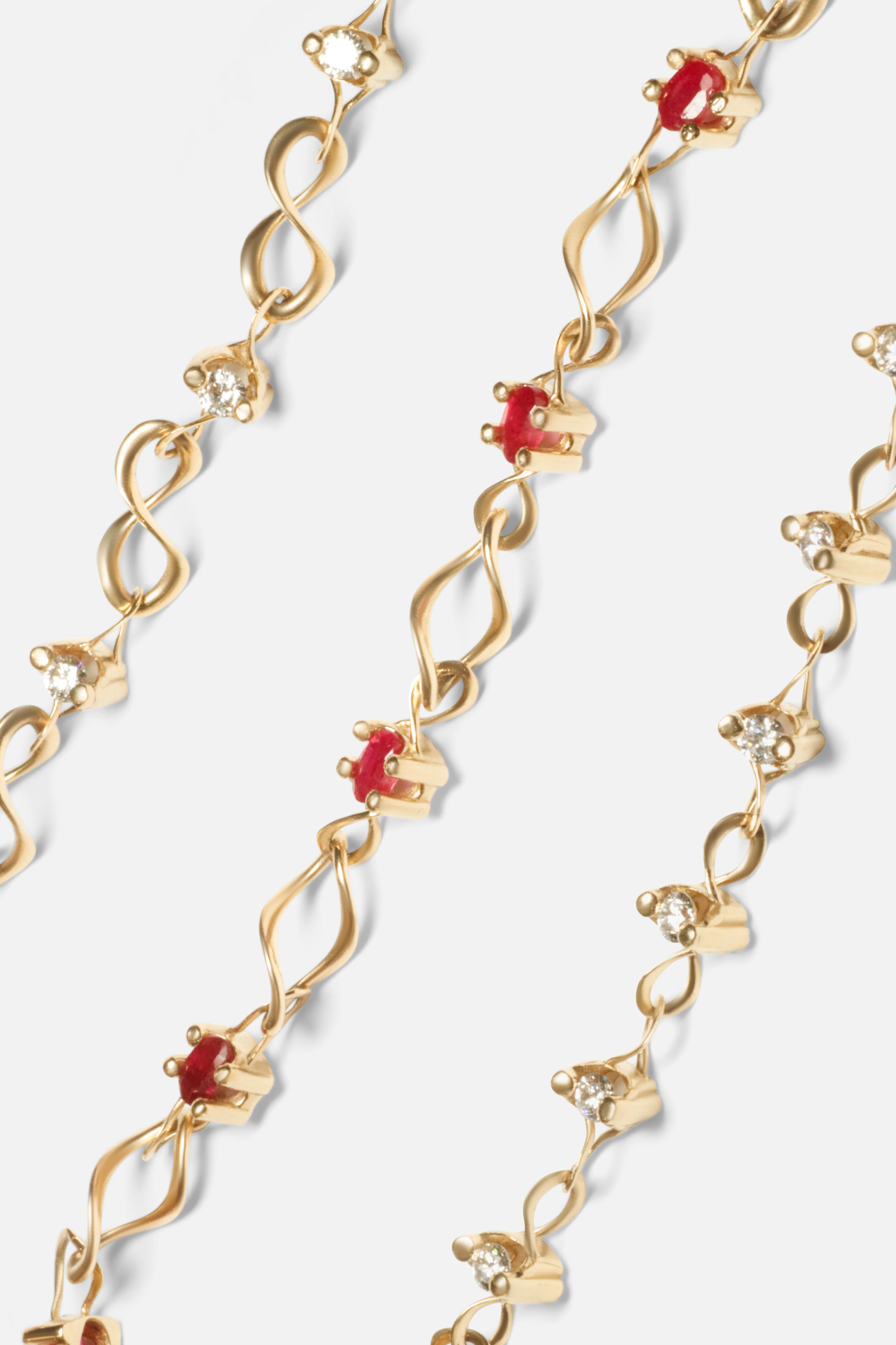 Nucleus Intermittendi Bracelet / Ruby - Image 4