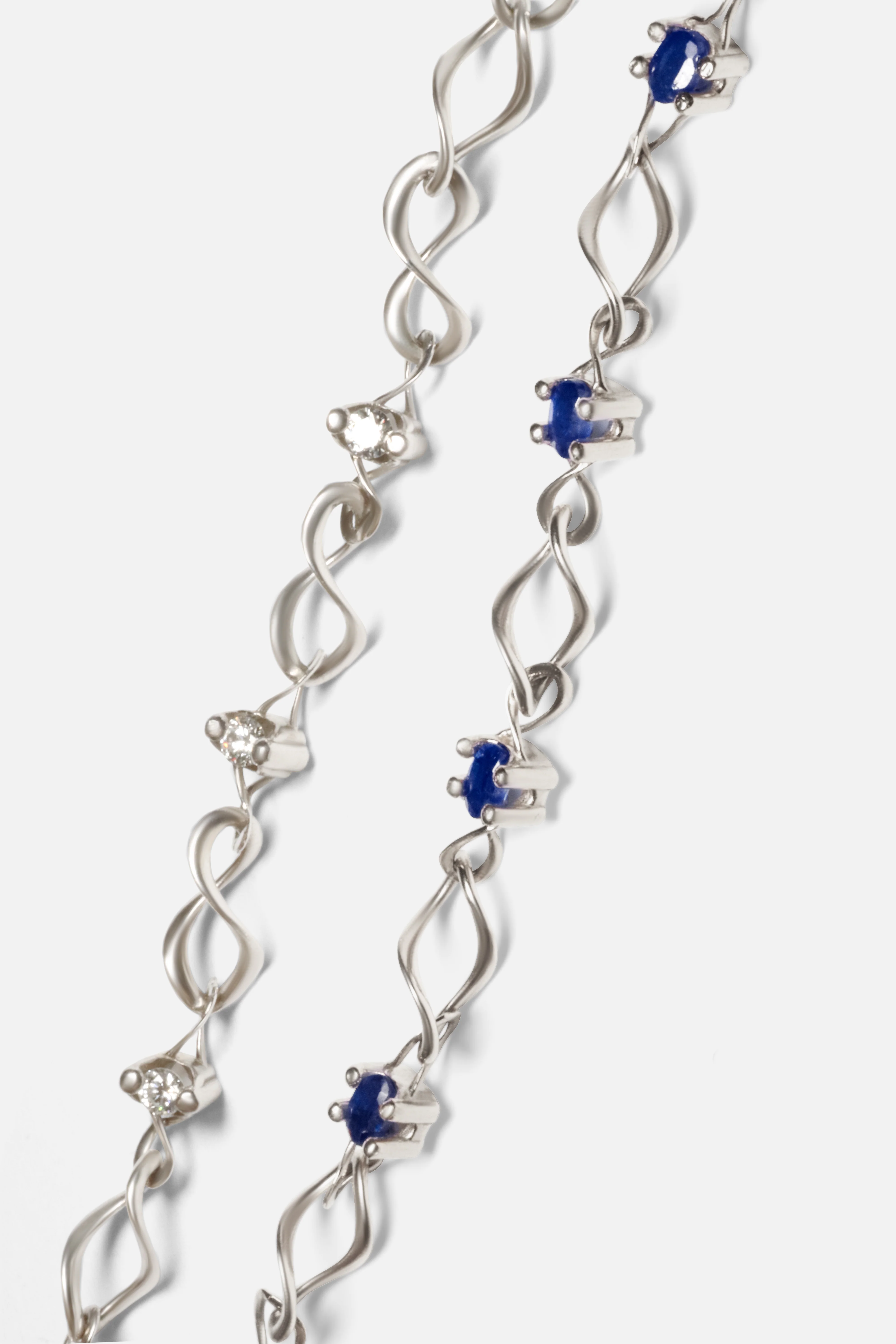 Nucleus Intermittendi Bracelet / Sapphire - Image 4