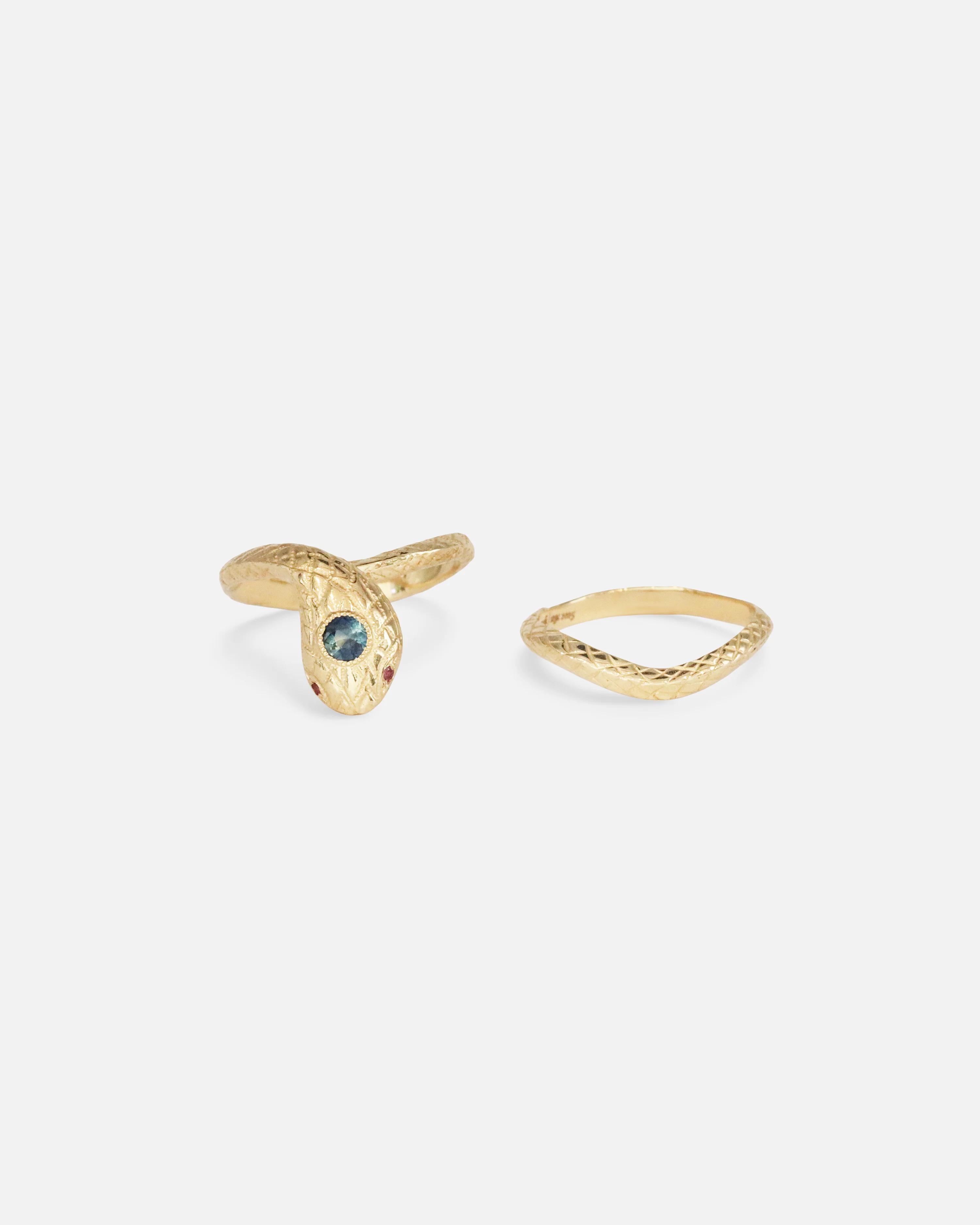 Ornata Ophidia Sapphire Bridal Set / Engagement Ring & Shadow Band - Image 2