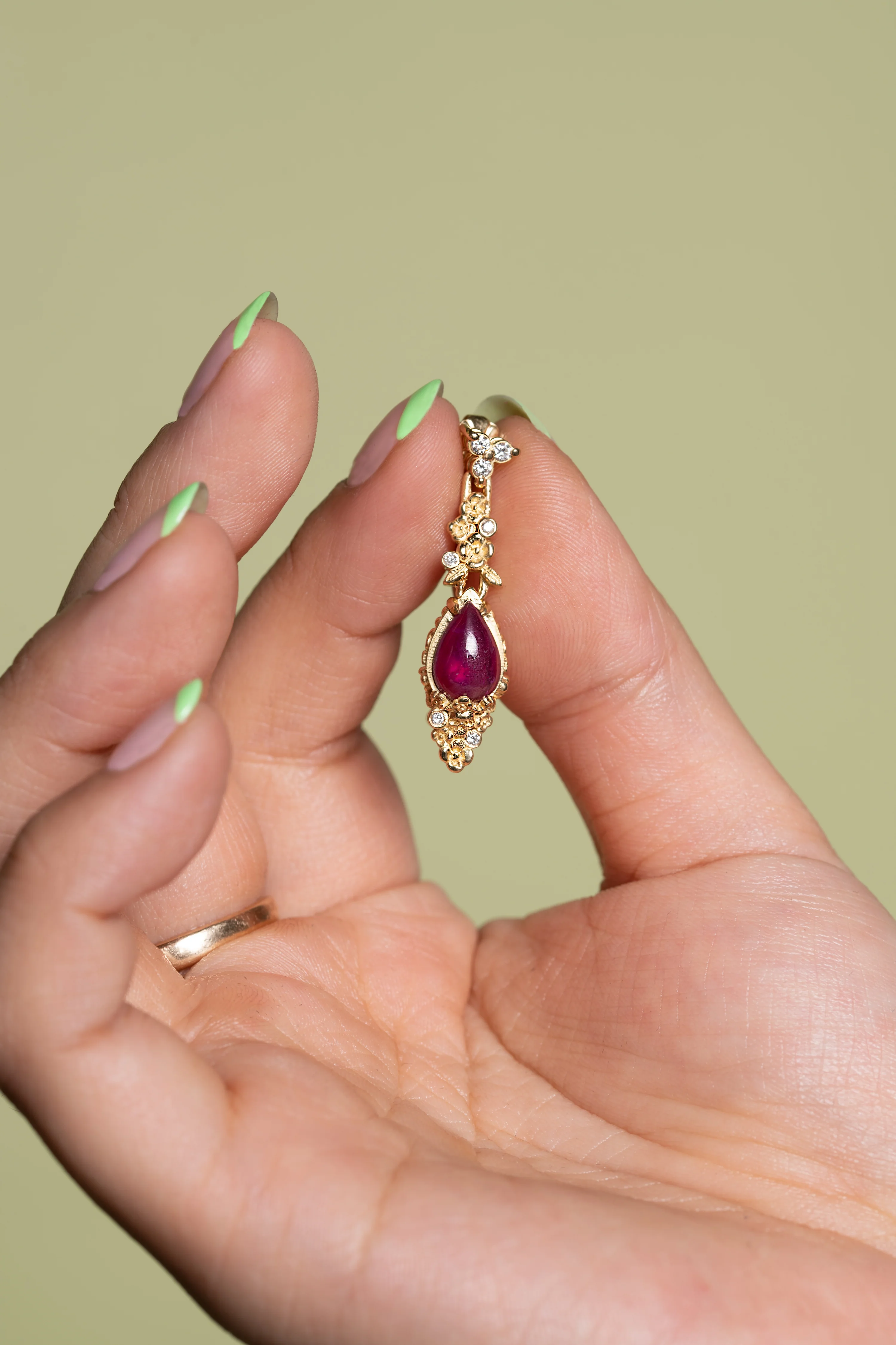 Ruby Skull Drop Earrings - Image 4