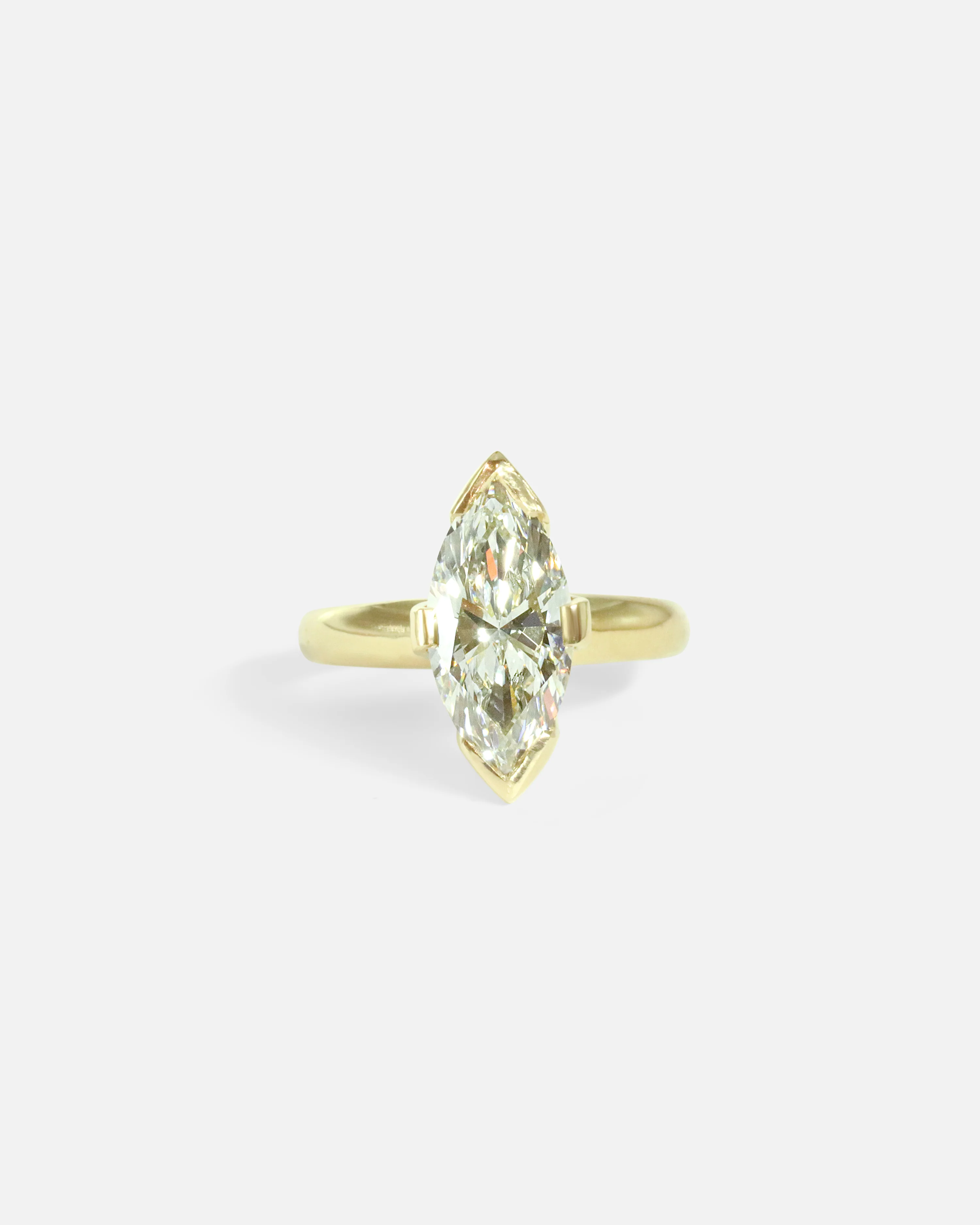 Sumi / Marquise Diamond Ring